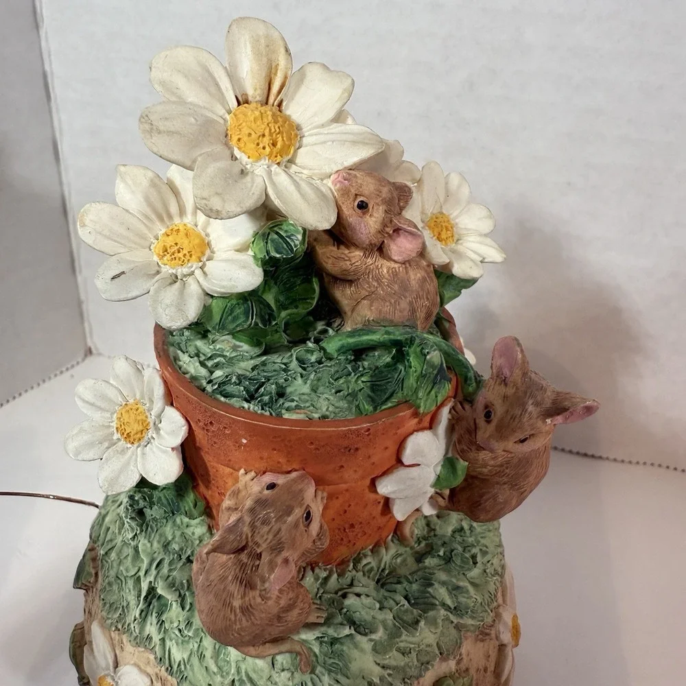 VINTAGE 1995 SAN FRANCISCO MUSIC BOX Mice Flower Butterfly EUC alike Forest Frie